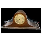 Mantle Clock wï¿½ Key & Pendulum-Chimes