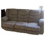 New Ashley Reclining Sofa (See 2nd Photo-Arm