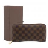 Louis Vuitton Damier Zippy Wallet