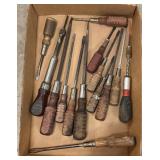 (14) PCS Fourteen Wood Handle Screwdrivers