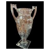 11 ï¿½ Trophy Vase