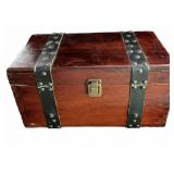 Trunk wï¿½ Jewelry