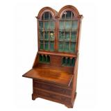 Beautiful Drop Front Secretary wï¿½ Key
