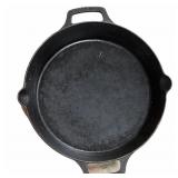 CUUSINEL CAST IRON 12 ï¿½. SKILLET