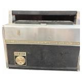 Zenith Oceanic Transister AM FM RADIO