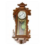 Antique Clock wï¿½ Key & Pendulum
