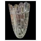Beautiful 9 ï¿½ Crystal Vase