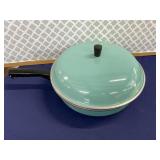 Club Huge Skillet with Lid Vintage