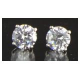 Brilliant 1.00 ct White Topaz Stud Earrings