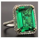 14kt Gold 7.02 ct Emerald & Diamond Ring