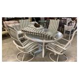 Estate Outdoor Table & 4 Chairs