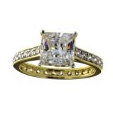 Stunning 1.75 ct Princess Cut White Topaz Ring