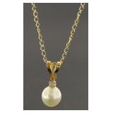 10kt Gold Pearl Pendant