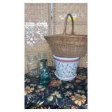 Estate Blue Tote: Lg Wicker, Flower Pot