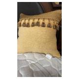 24"x24" Decorator Pillow with Tassels