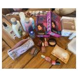 Lot of Assorted Beauty Items