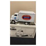 1952 Dry Goods Van 1/34 Scale