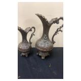 (2) Pc Italian Urns