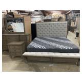 King Ashley 5pc Upholstered Bedroom Group