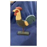 Estate Wooden Rooster Decor