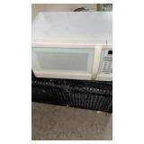 Preowned Hamilton Beach Microwave