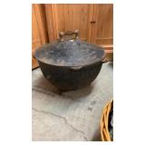 NICE XXL Cast Iron Cook"n"Kettle w/Lid