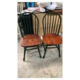 2 Estate Chairs Green