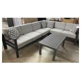 Ashley 3pc Outdoor Sectional