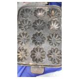 Cast Iron Muffin Pan