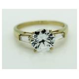 14kt Gold Brilliant 3.00 ct White Topaz Solitaire