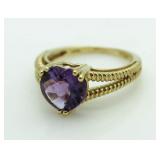 10kt Gold 4.00 ct Amethyst Heart Solitaire Ring