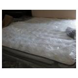 Serta iseries King size Pillowtop Mattress