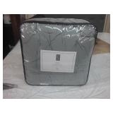 Rimy Queen Comforter Set