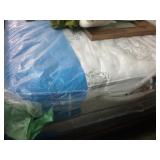 Serta Wynstone King Size Mattress & Box