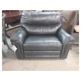 Ashley u730 XL Chair. TOP GRAIN LEATHER