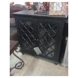 Ashley 505-842 Accent Chest