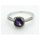 10kt Gold Cushion Cut Amethyst Ring