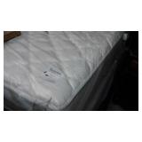 Serta double sided king size mattress & box