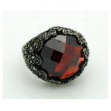 Quality 8.50 ct Garnet Antique Style Ring