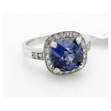 Gorgeous 3.00 ct Tanzanite Designer Ring