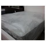 King Koil Queen Eurotop Mattress & box