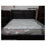 7067 King Sleigh Bed