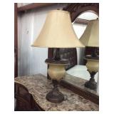 Ashley Antique Style Lamp