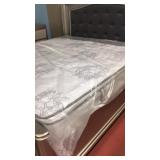 Serta pillow top king mattress & box