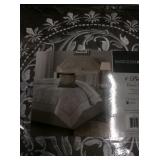 Madison park 6 piece King duvet set