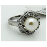 $600 Pearl Designer Ring