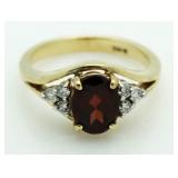 10kt Oval Gold Garnet & Diamond Ring