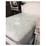 King Koil Queen Quilted Top Mattress & Box