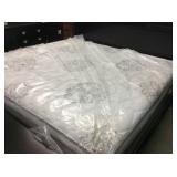 Serta King Eurotop Mattress & Box