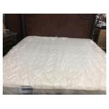 King Koil Quilted Top King Mattress & Box